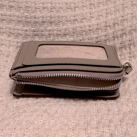 Kate Spade Bi-Fold Wallet Taupe - Picture 3 of 4